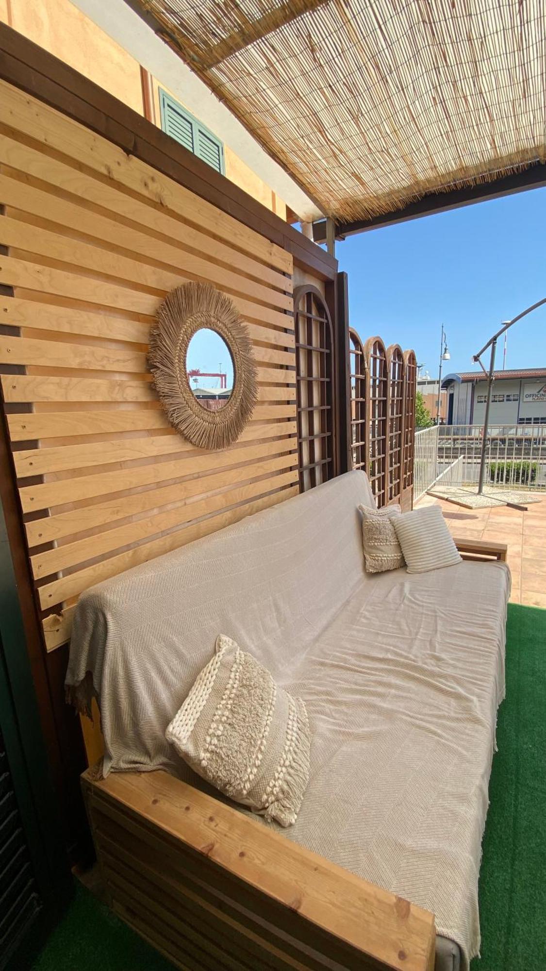 Apartamento Giu Al Porto Salerno Exterior foto
