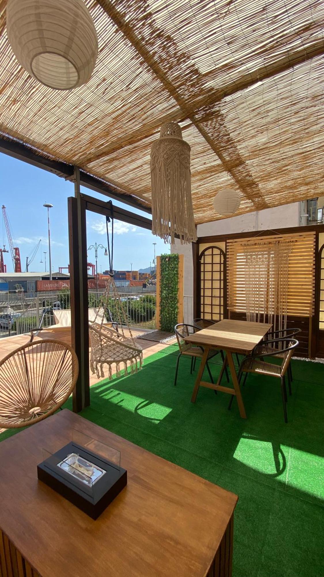 Apartamento Giu Al Porto Salerno Exterior foto
