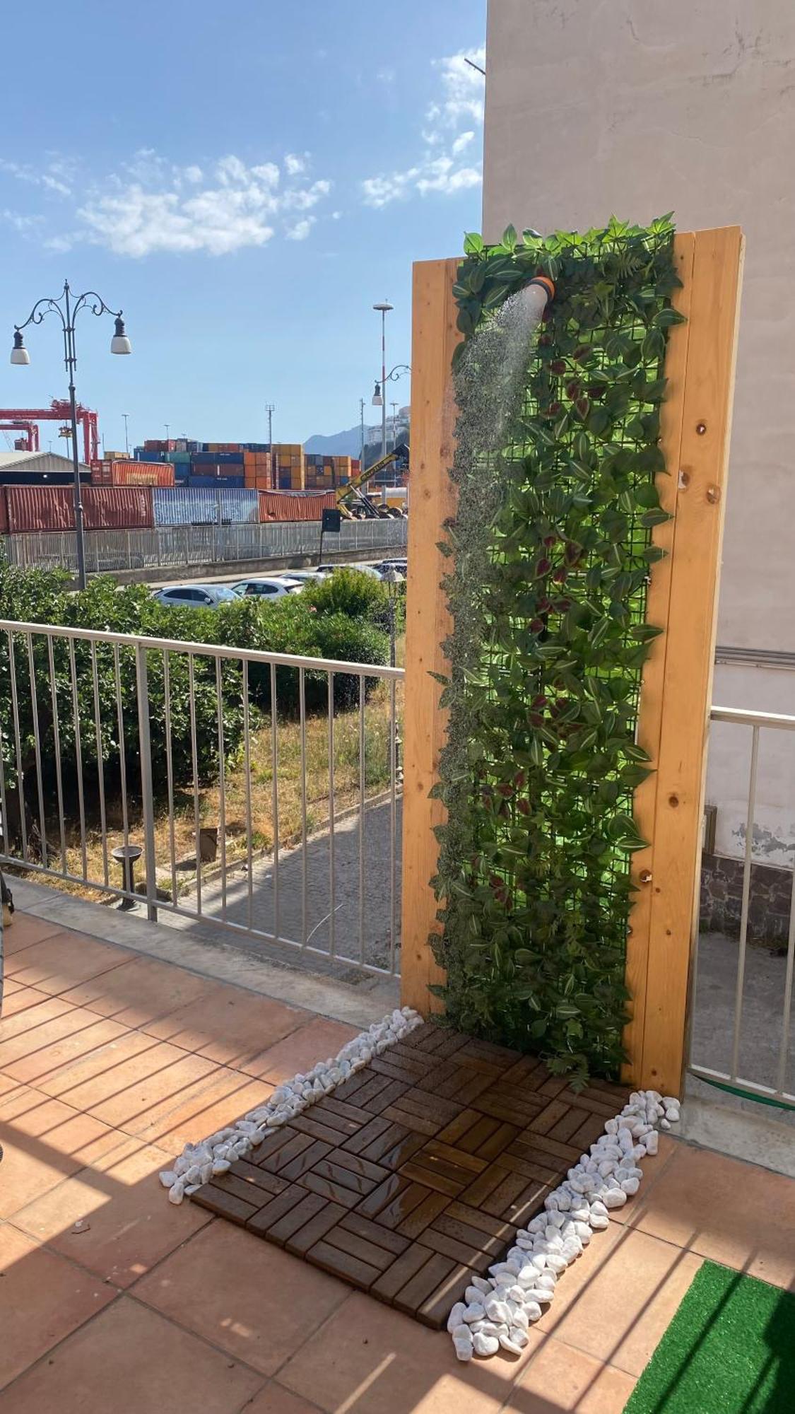 Apartamento Giu Al Porto Salerno Exterior foto