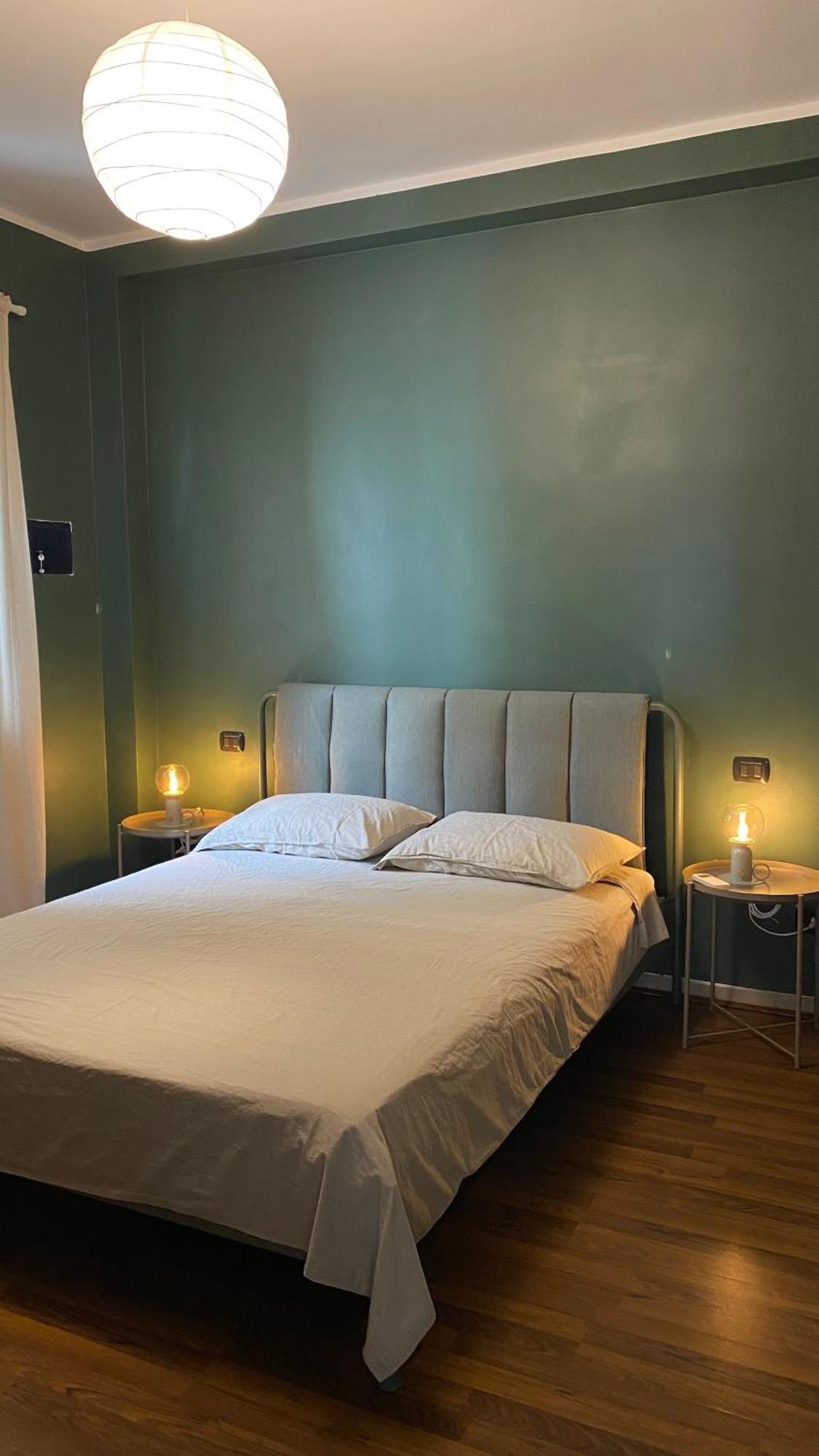 Apartamento Giu Al Porto Salerno Exterior foto